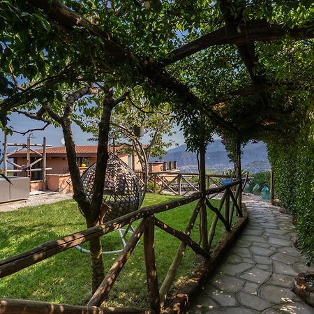 Villa Caruso Private Heated Pool & Sea View Соренто Екстериор снимка