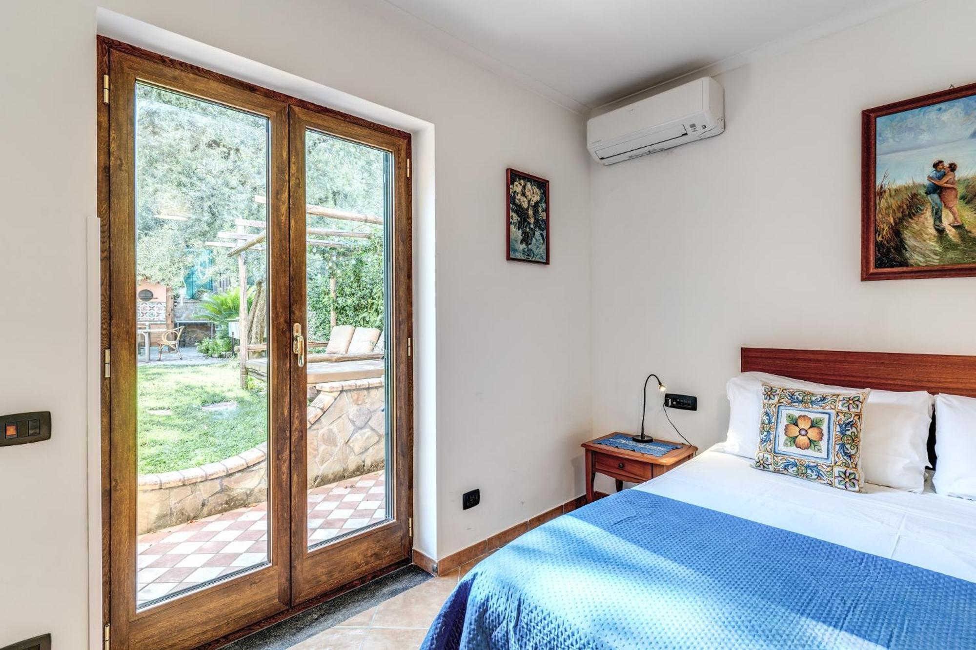 Villa Caruso Private Heated Pool & Sea View Соренто Екстериор снимка