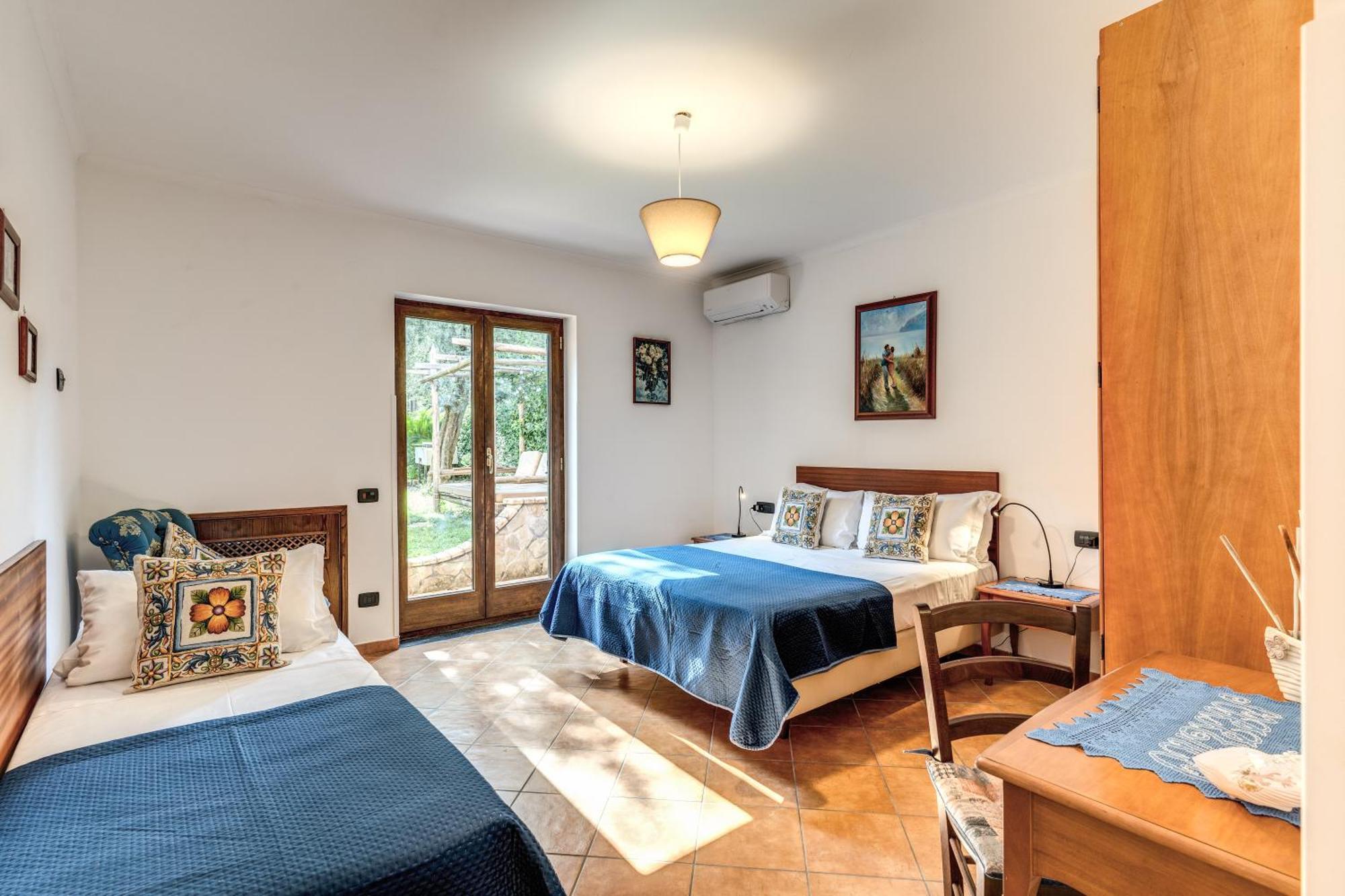 Villa Caruso Private Heated Pool & Sea View Соренто Екстериор снимка