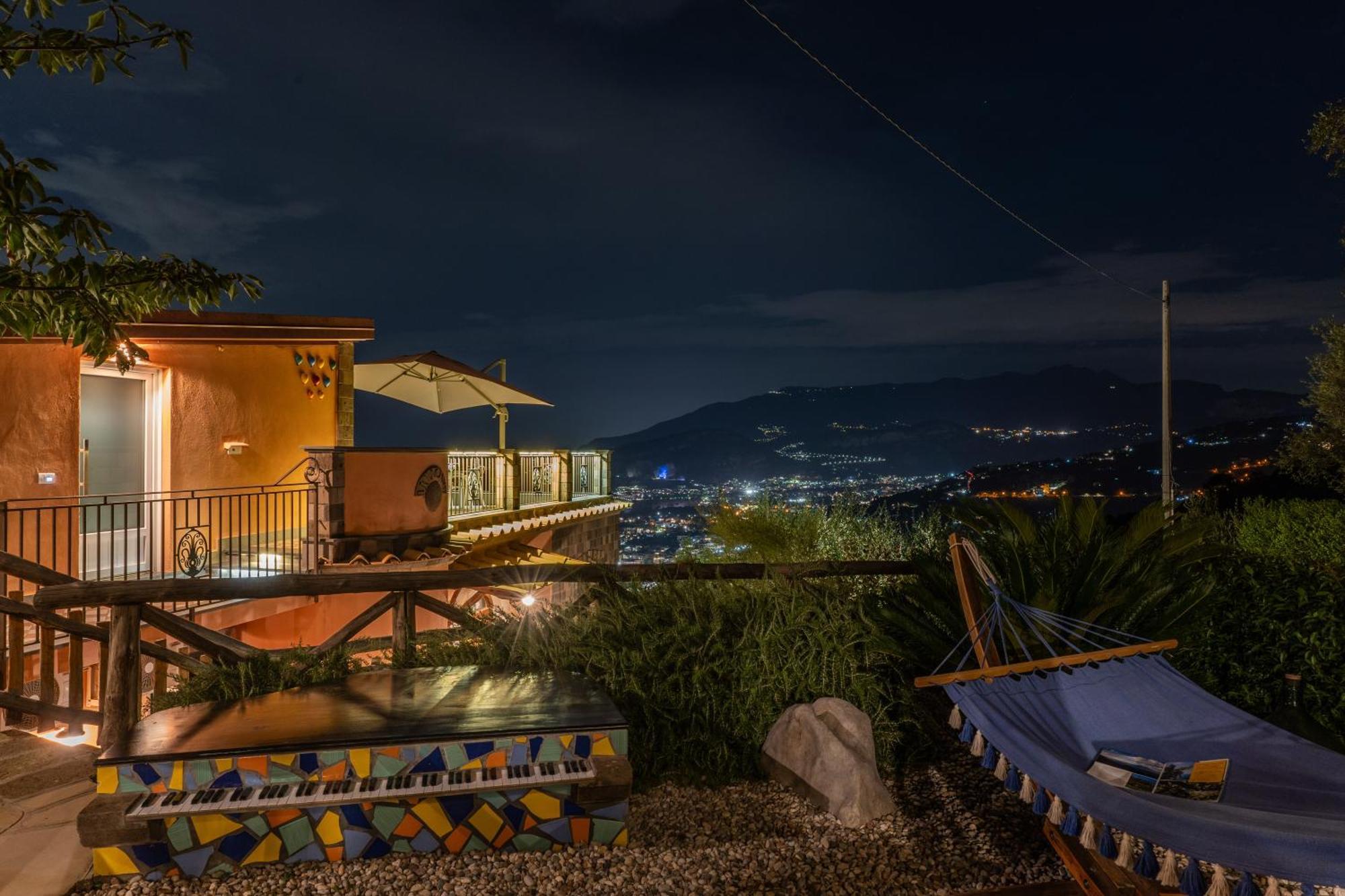 Villa Caruso Private Heated Pool & Sea View Соренто Екстериор снимка