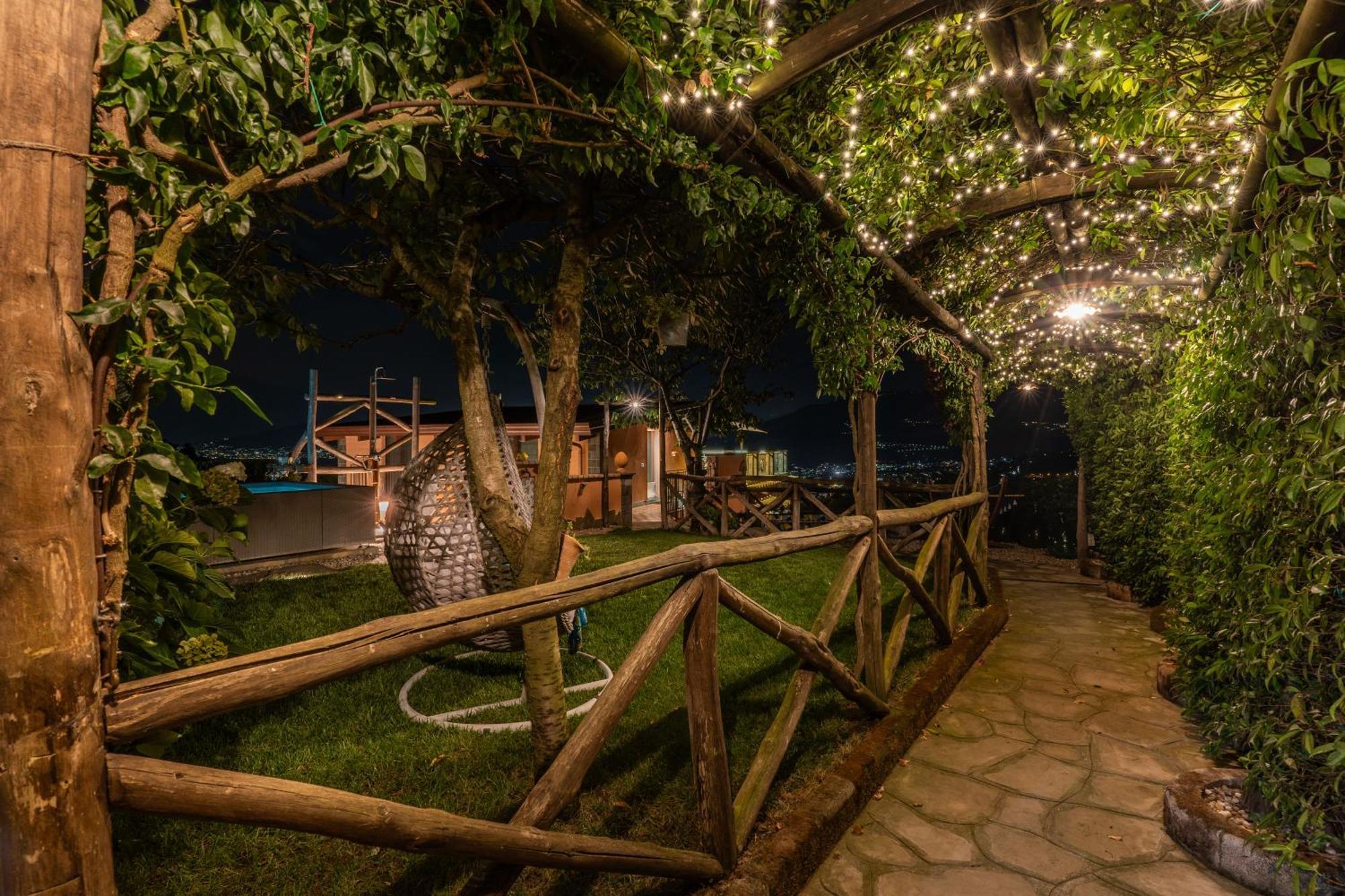 Villa Caruso Private Heated Pool & Sea View Соренто Екстериор снимка